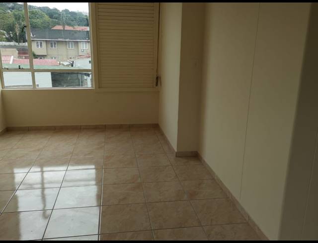2 BEDROOM FLAT FOR SALE IN WINDERMERE